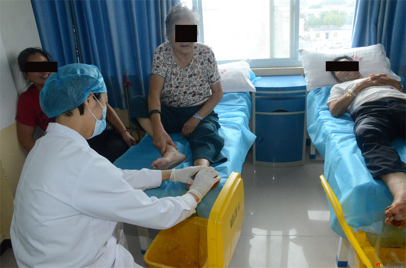 什么是糖尿病足潰瘍，可以避免截肢治療嗎？(圖1)