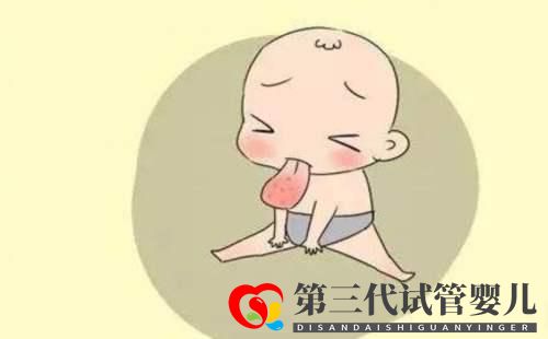喝母乳的寶寶舌苔又白又厚，正常嗎？警惕這4種疾病(圖1)