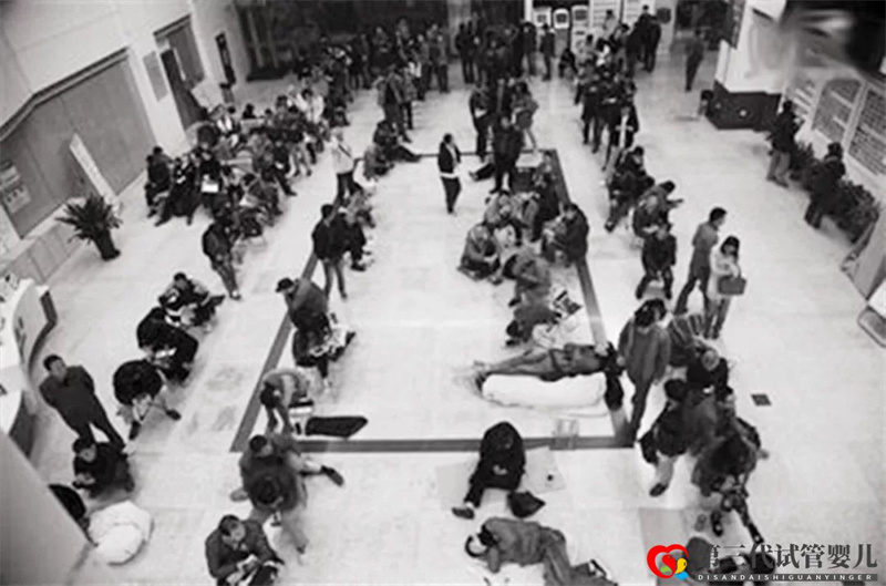 不孕的家庭經歷著哪些坎坷？過來人：不到萬不得已誰愿意做試管？(圖1)