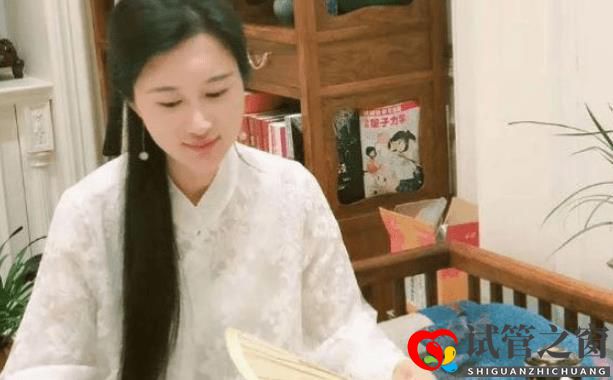 他是知名大導(dǎo)演,妻子為其3次試管取70顆卵子,今年近百歲成人生贏家(圖9)